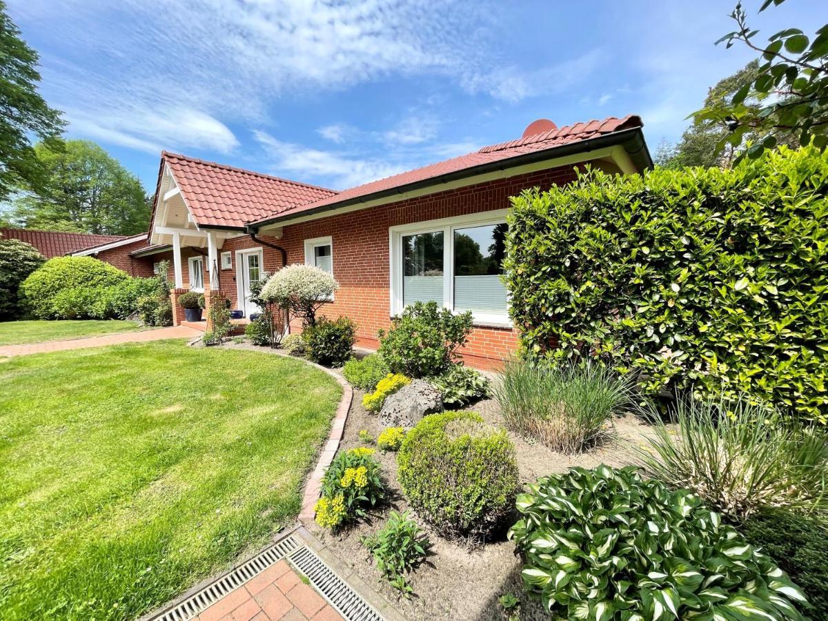 Landhaus Am Wald Mit Garten Mit 1 Schlafnische Und 1 Schlafzimmer 奥利希 外观 照片