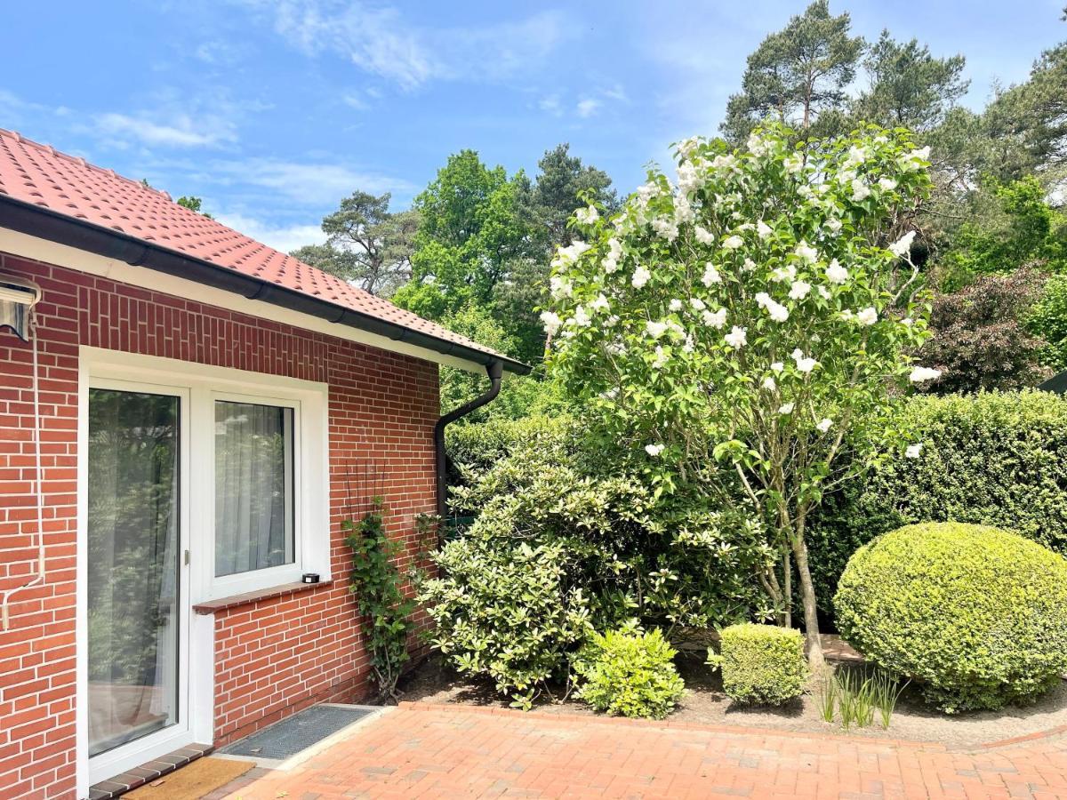 Landhaus Am Wald Mit Garten Mit 1 Schlafnische Und 1 Schlafzimmer 奥利希 外观 照片