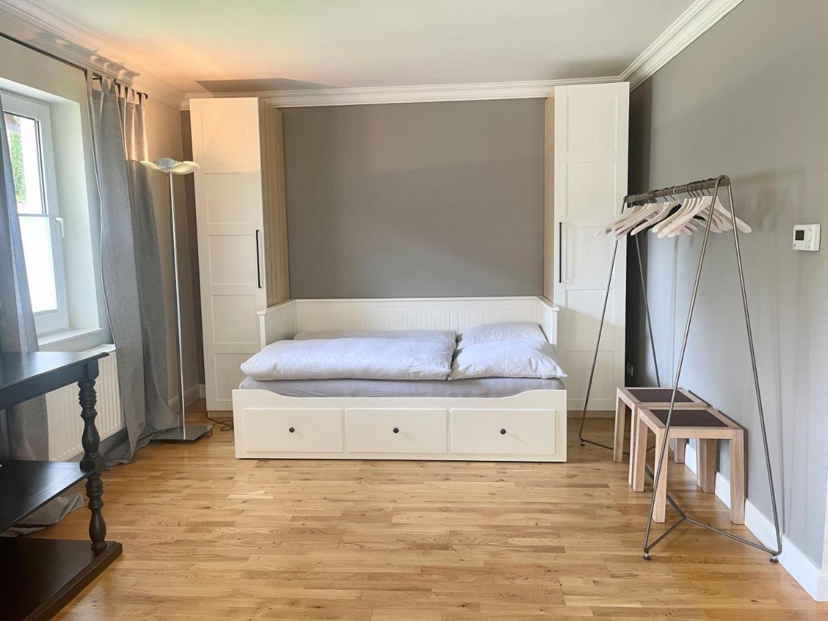 Landhaus Am Wald Mit Garten Mit 1 Schlafnische Und 1 Schlafzimmer 奥利希 外观 照片