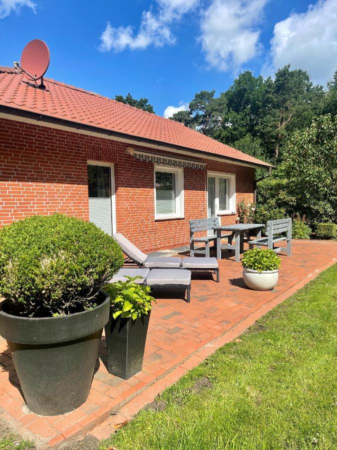 Landhaus Am Wald Mit Garten Mit 1 Schlafnische Und 1 Schlafzimmer 奥利希 外观 照片